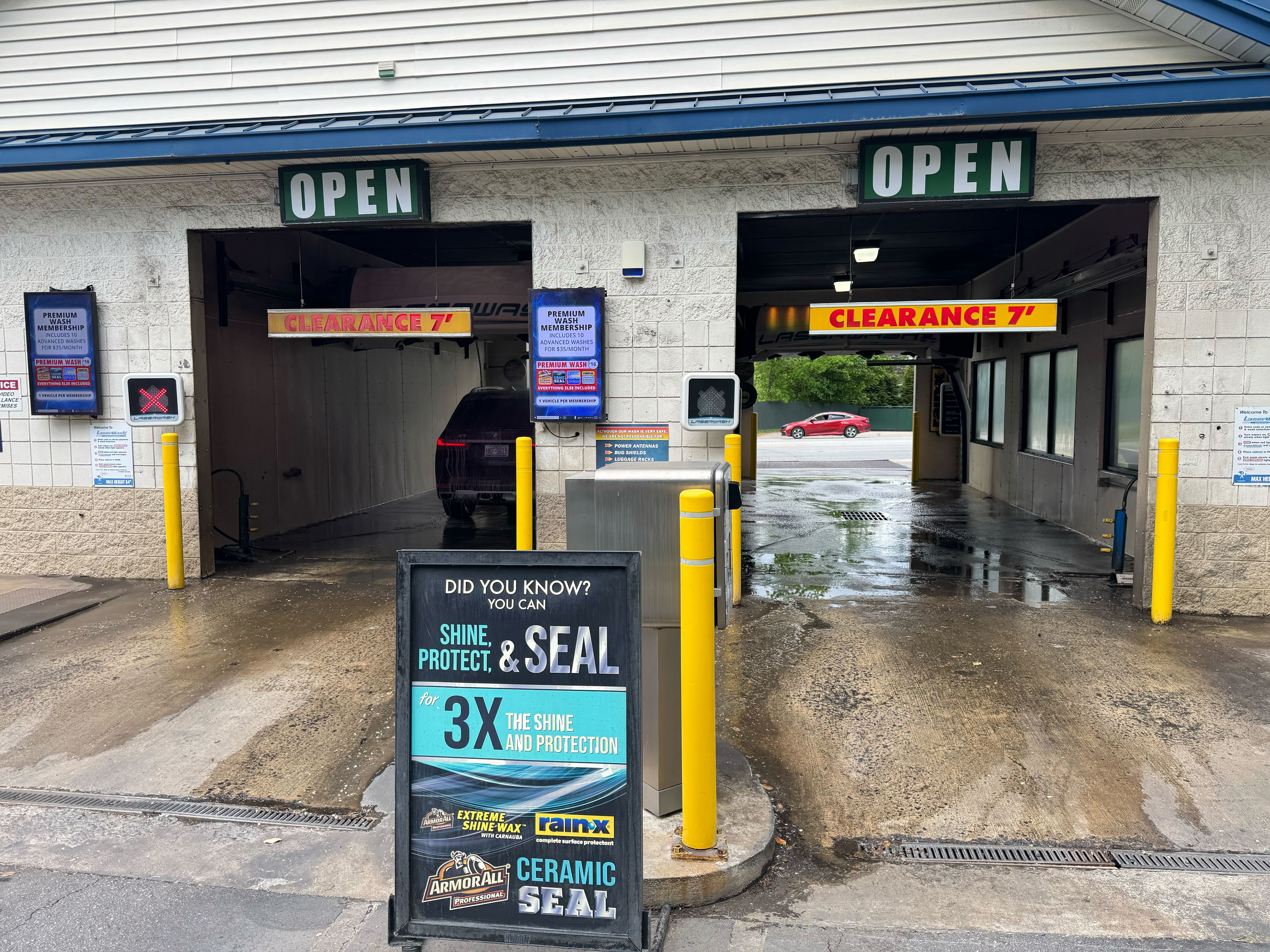 Two touchless automatic wash bays at Hendersonville Road