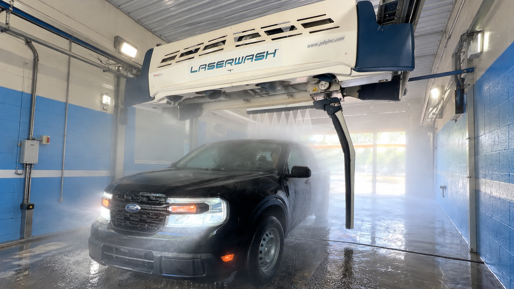 Laser touchless automatic car wash