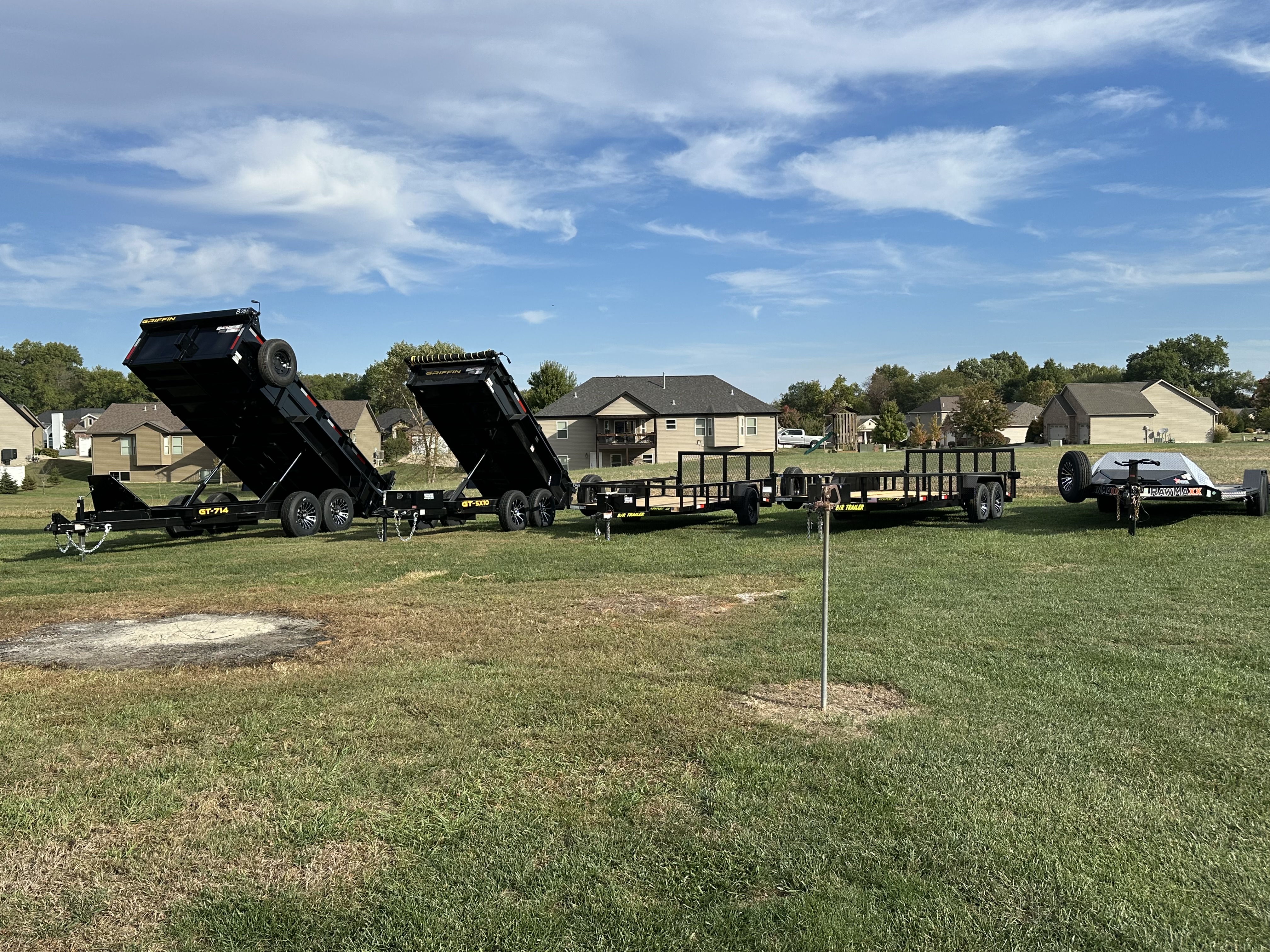 Dump Trailer vs. Dumpster Rental in Troy, IL — Which One Actually Saves You Money?