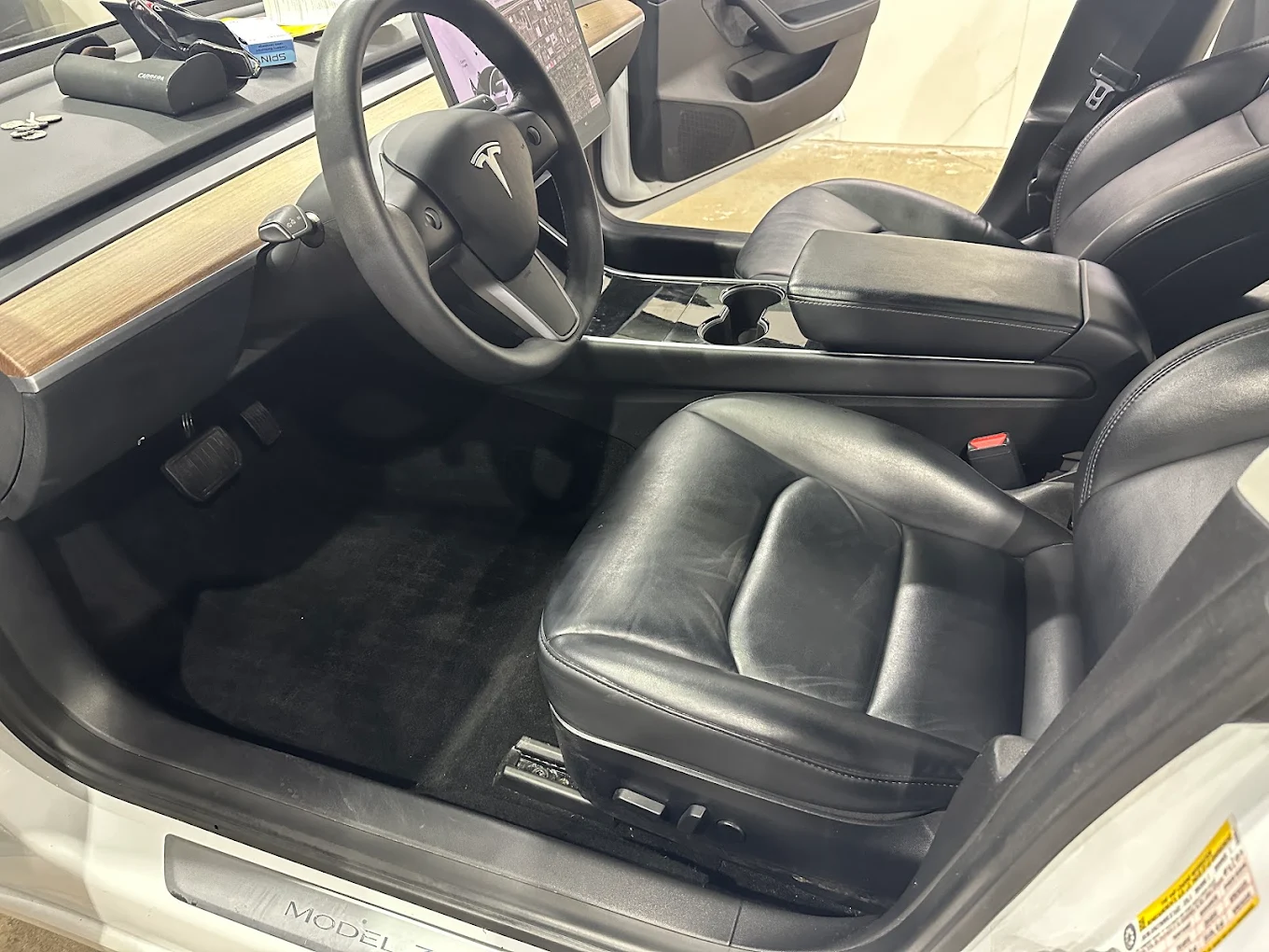 Interior detailing in Montreal and the West Island