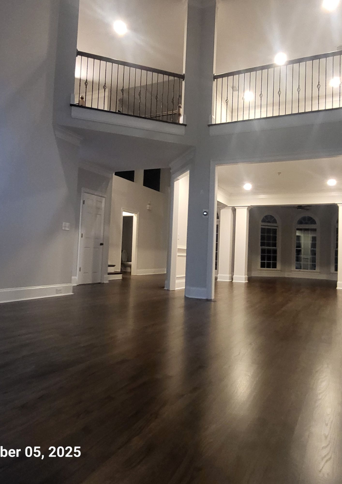 {{ custom_values.service_4 }} in {{custom_values.area_2})