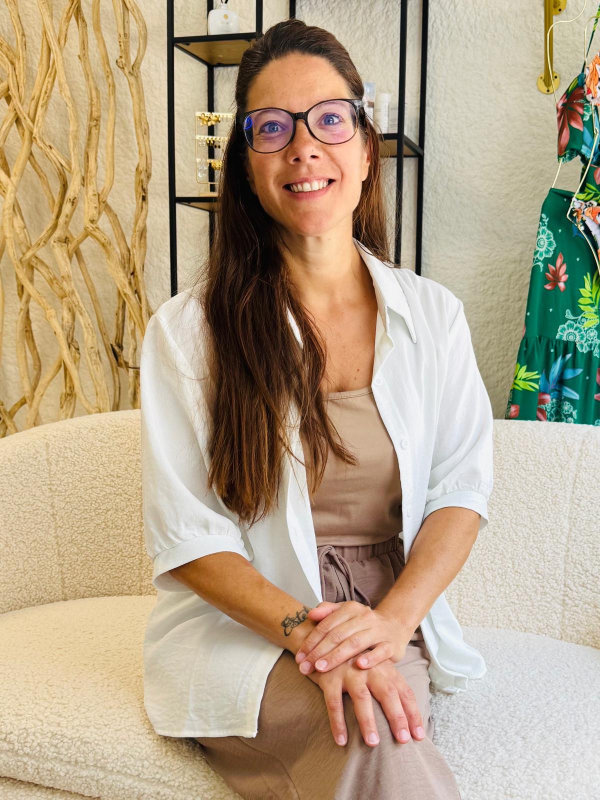 Olivia — Chic'a Aesthetic