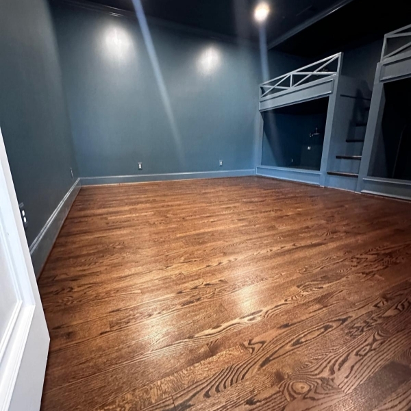 Dallas, TX hardwood floor experts.