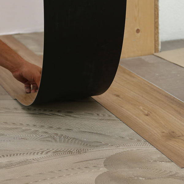 Pet-friendly vinyl plank (LVP) for families in Allen, TX.