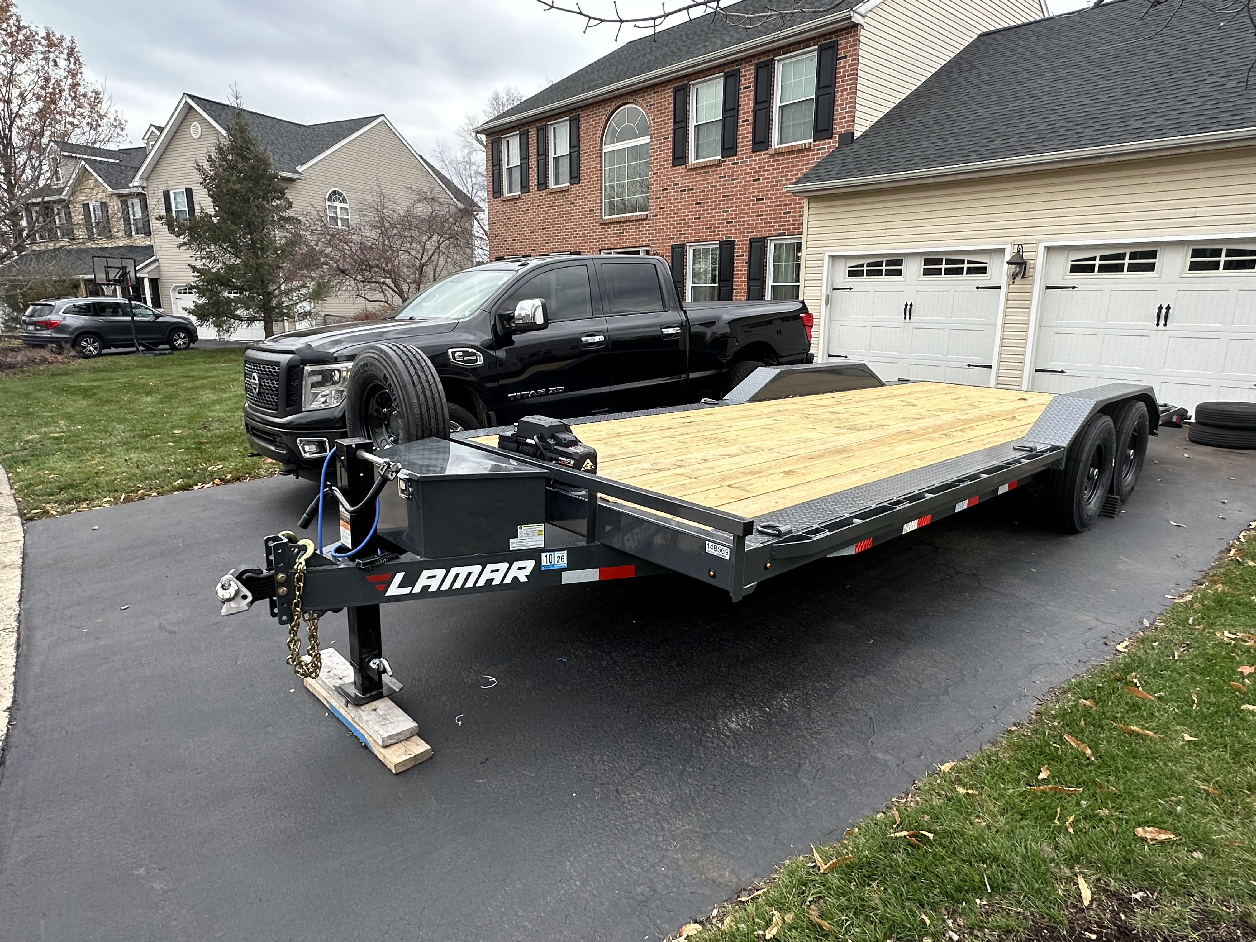 22 foot car hauler trailer rental with winch in Schwenksville, PA