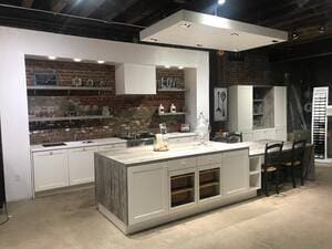 {{ custom_values.service_1 }} in {{custom_values.area_1})