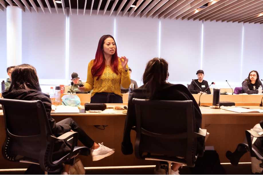 Julie coaching retail staff
