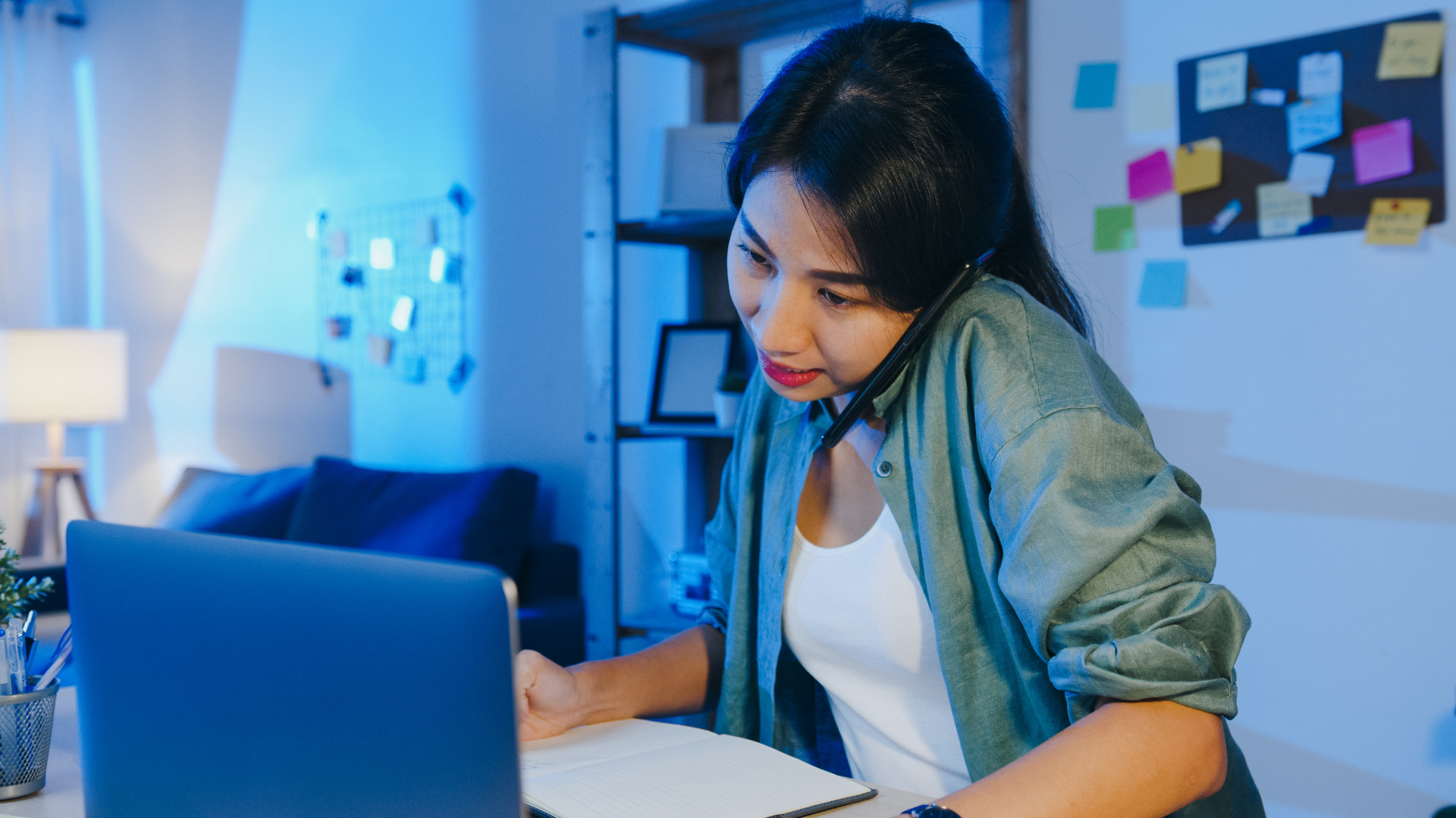 Behind-the-scenes work of a self-employed business owner Behind-the-scenes work of a self-employed business owner