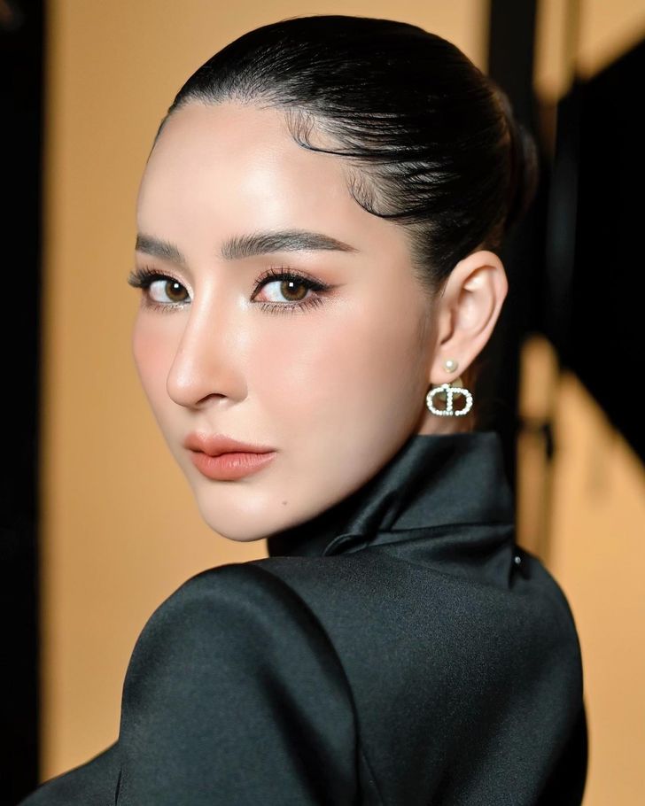 เมย์ พิชญ์นรี
