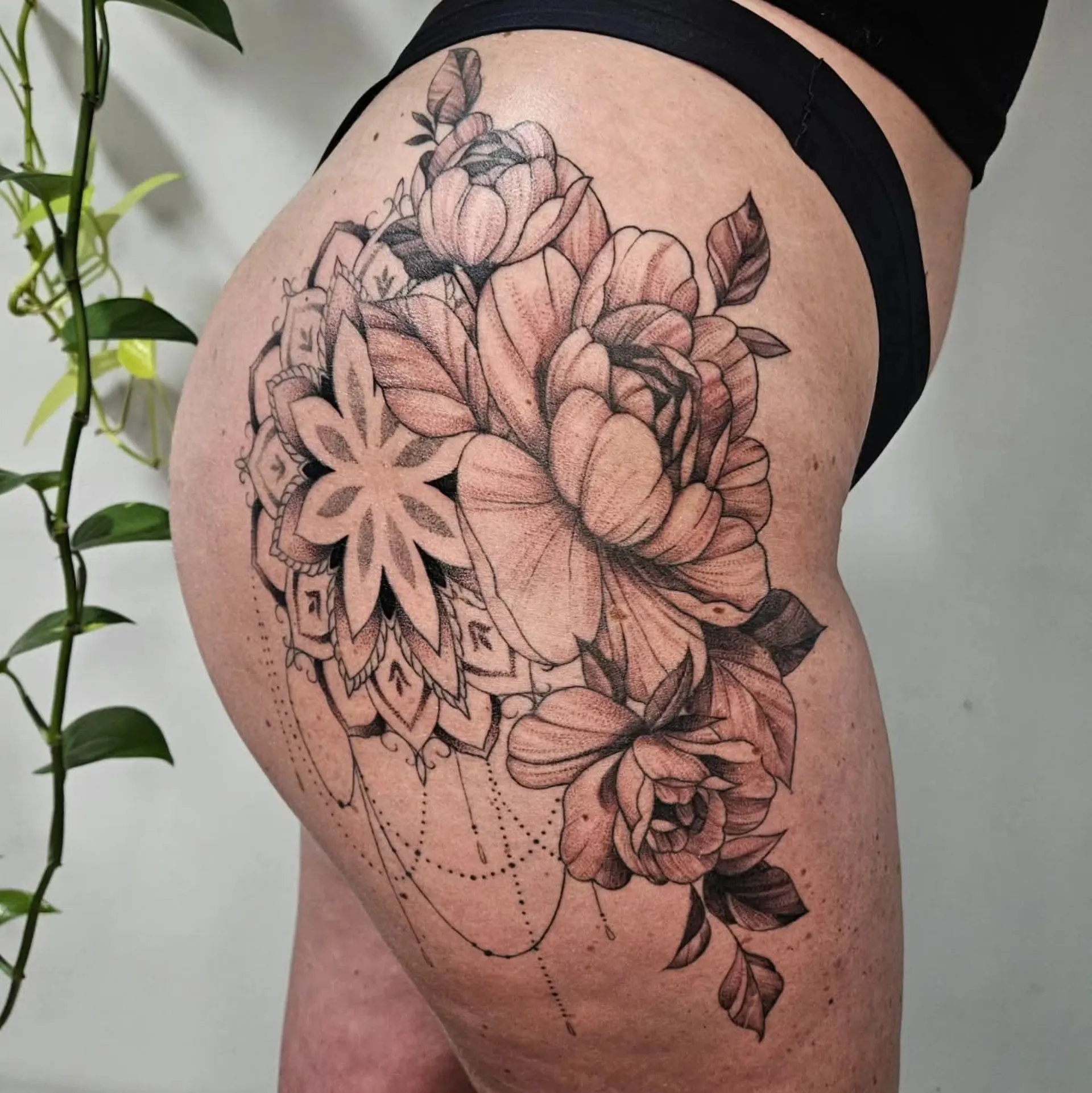 viragos comb tetovalas budapest