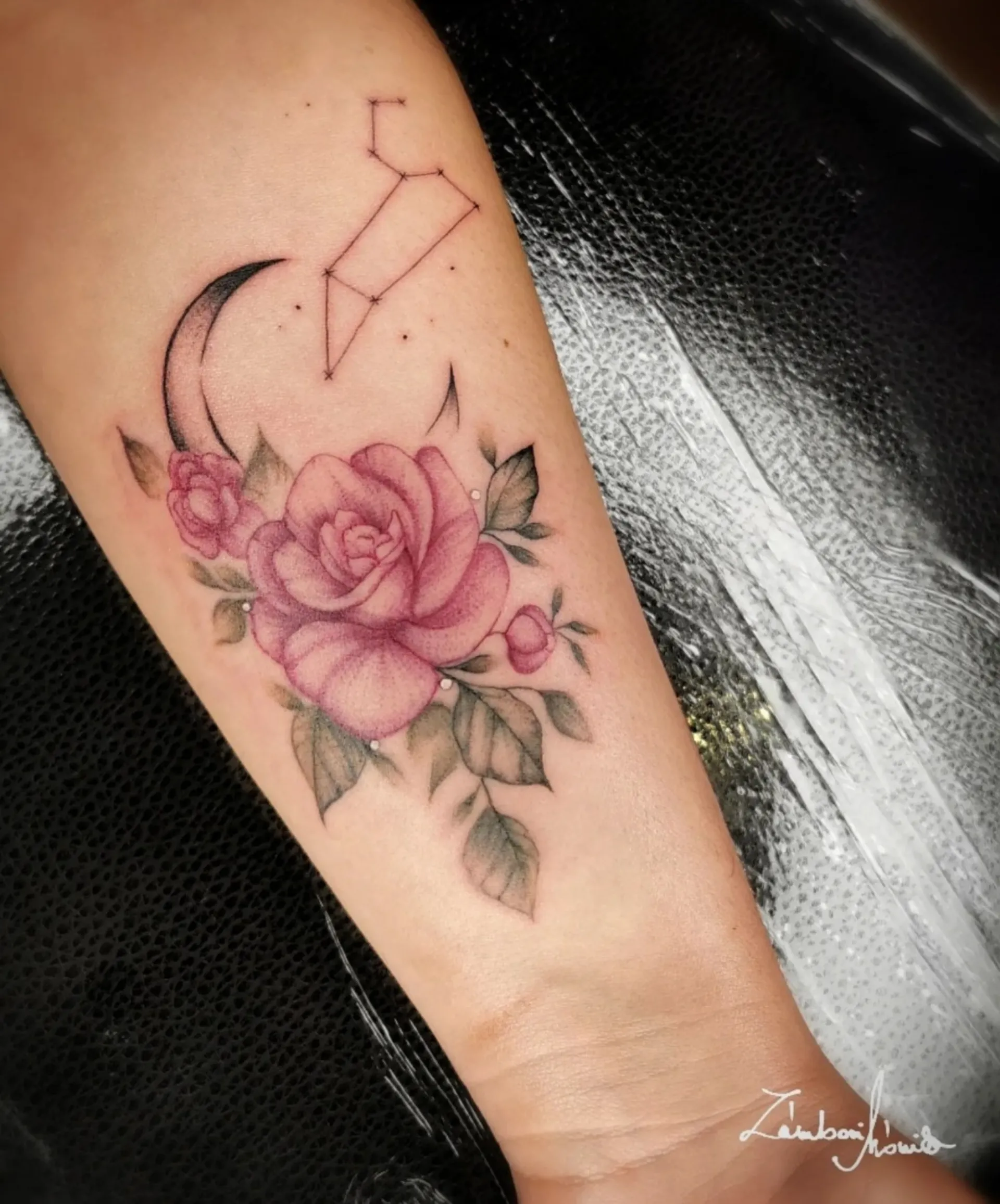 szines virag tetovalas budapest