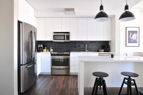 Kitchen and dining renovation Mississauga