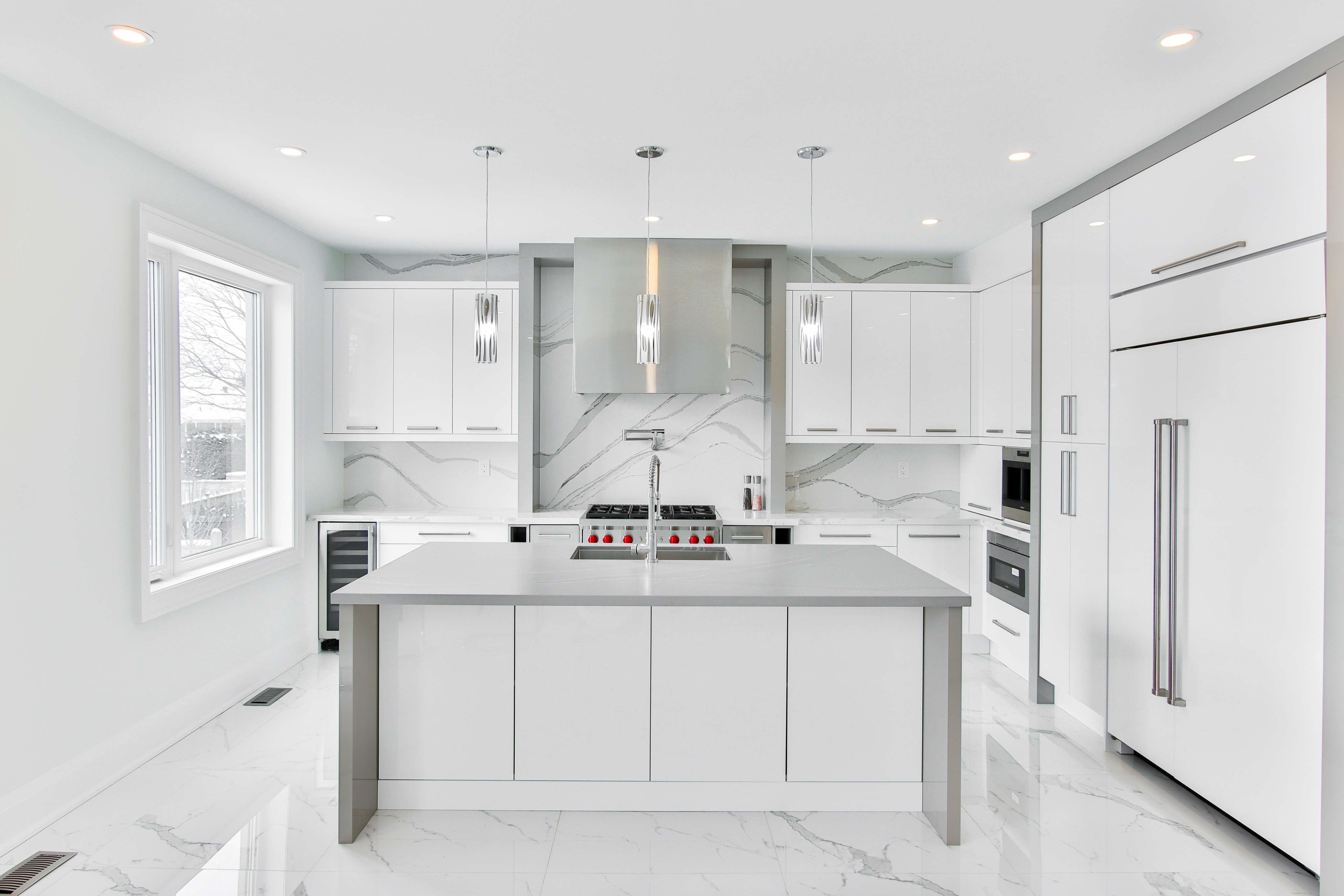White shaker kitchen Oakville
