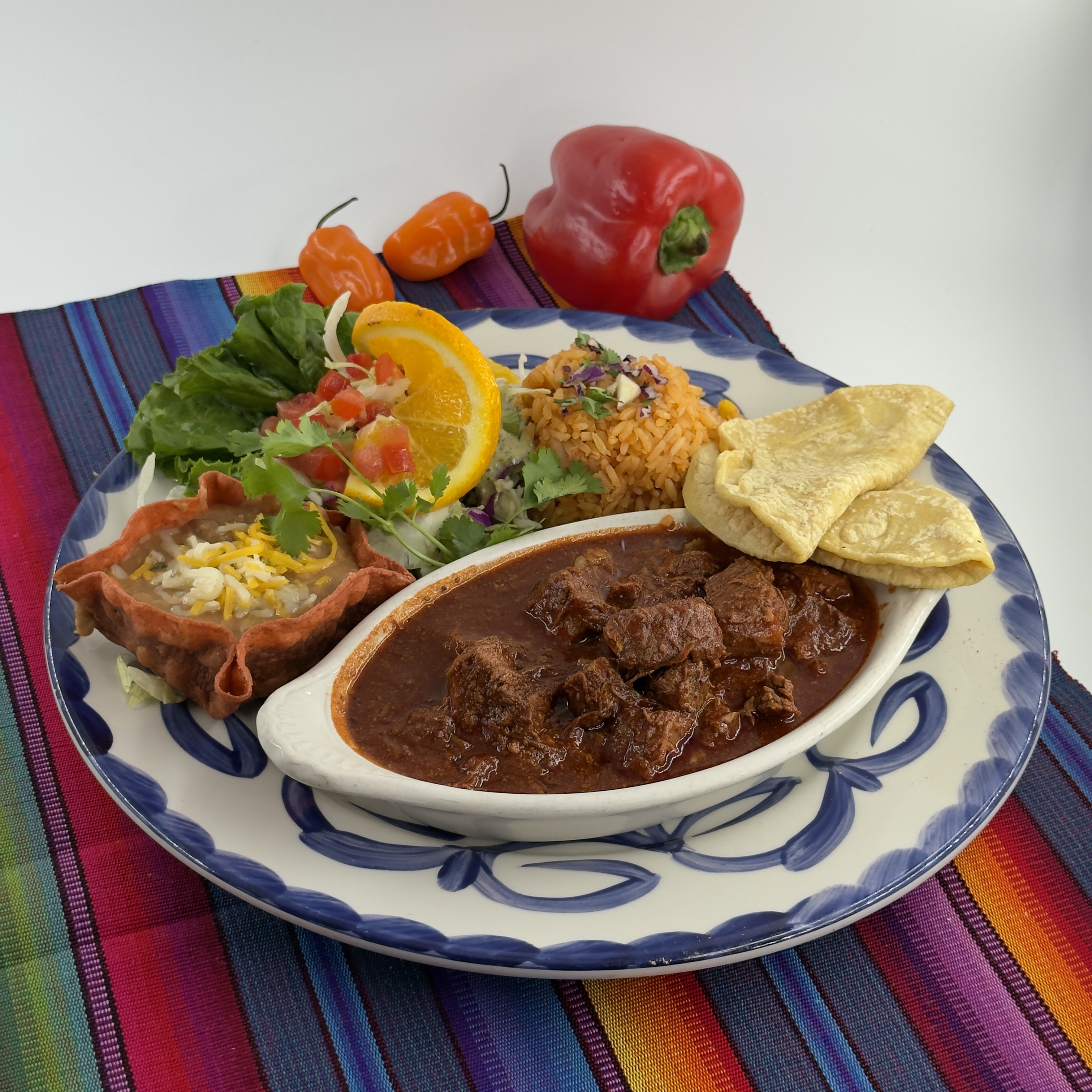 Chili Colorado, Casa de Bandini 
