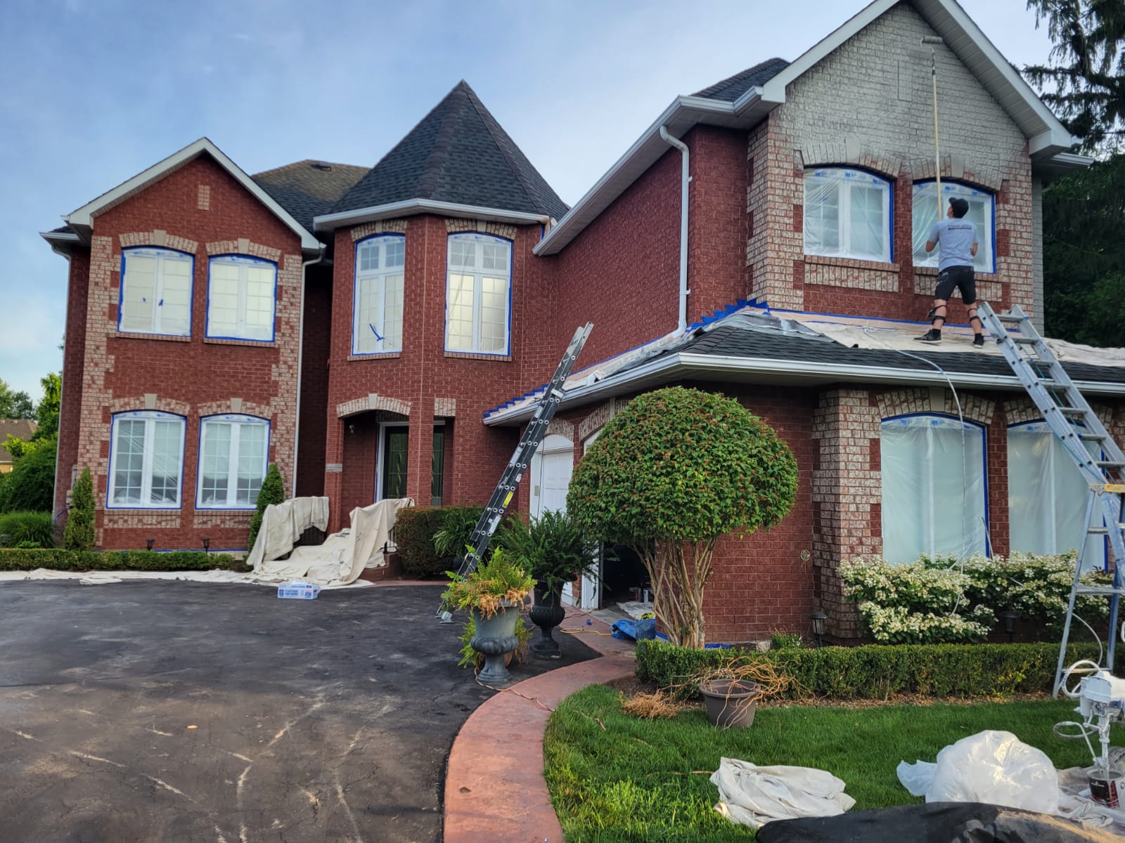 Residential Exterior Painting in Niagara Region