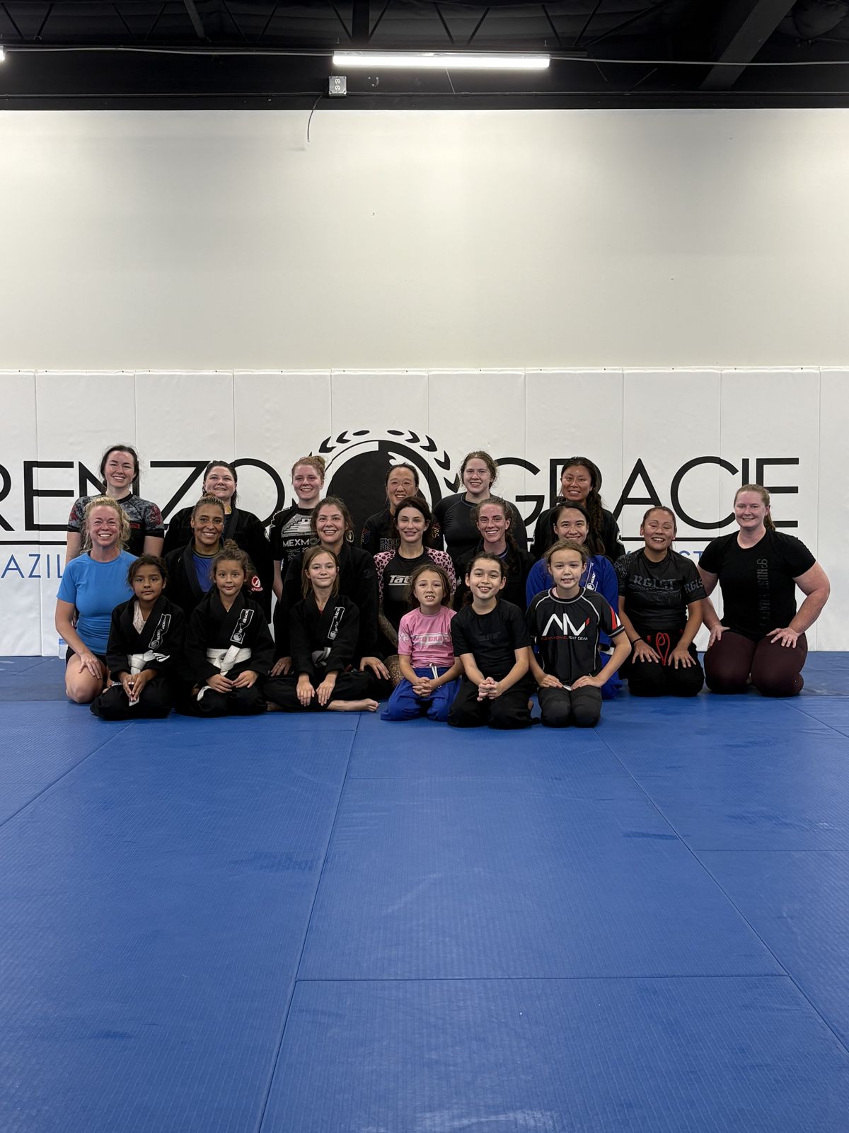 Renzo Gracie Austin families on the mats