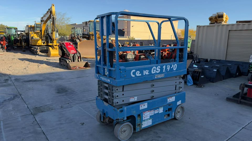 2016 Scissor Lifts 2016 Scissor Lifts