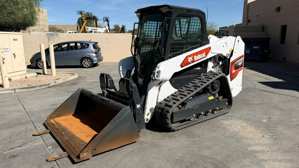 2024 Enclosed Cab Skid Steer