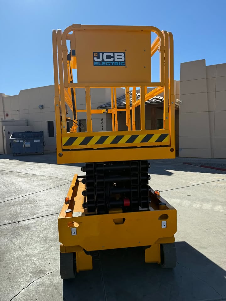 2024 Electric Scissor Lift