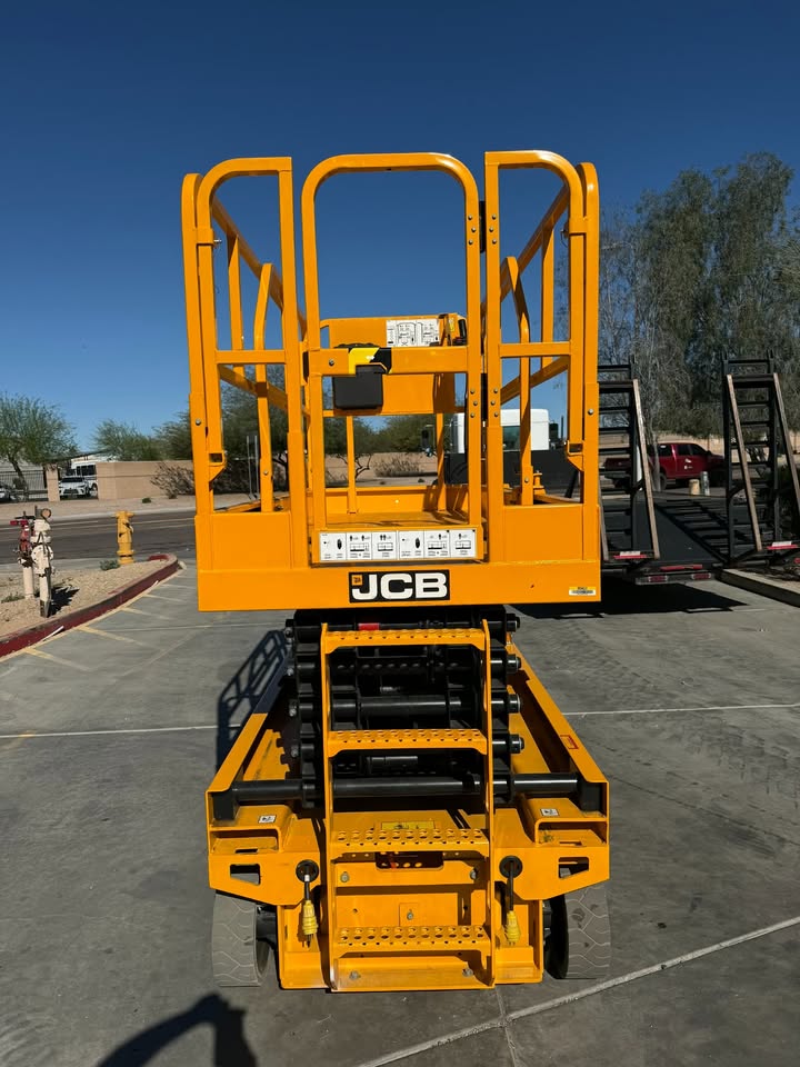 2024 Electric Scissor Lift