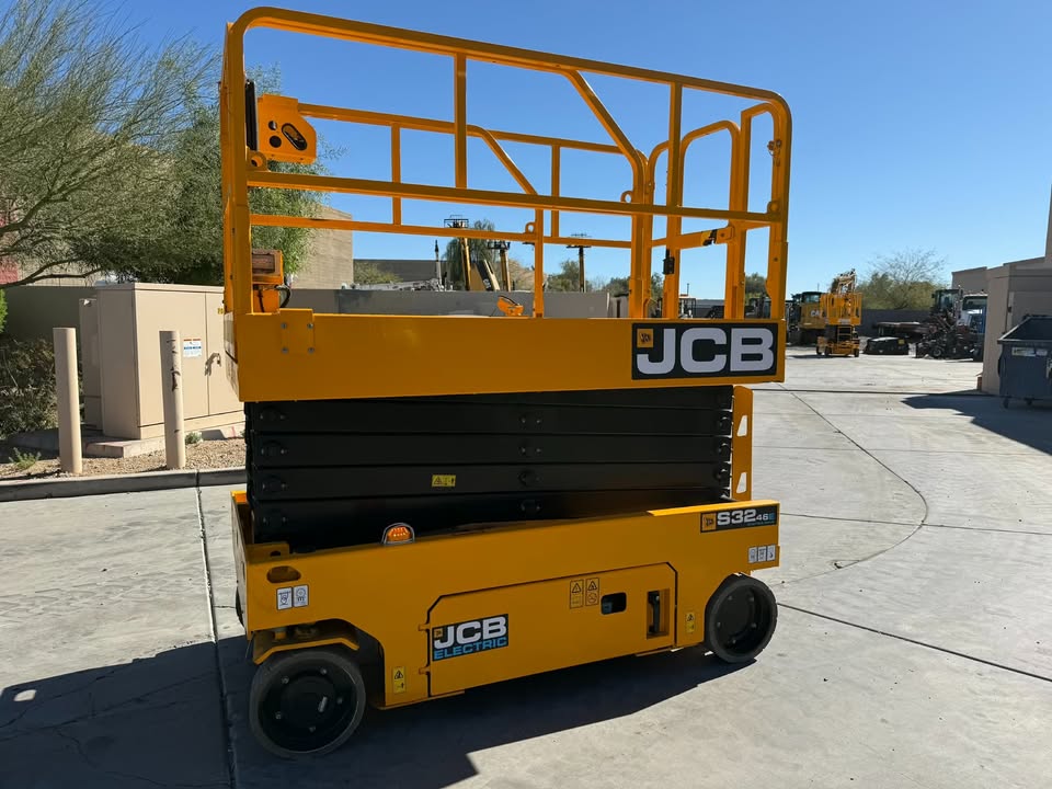 2024 Electric Scissor Lift