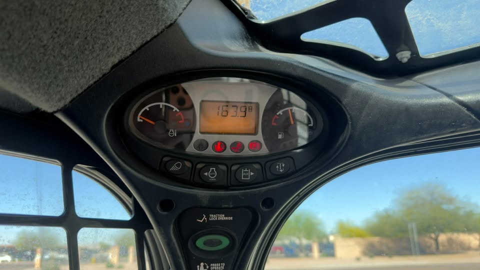 2023 Enclosed Skid Steer