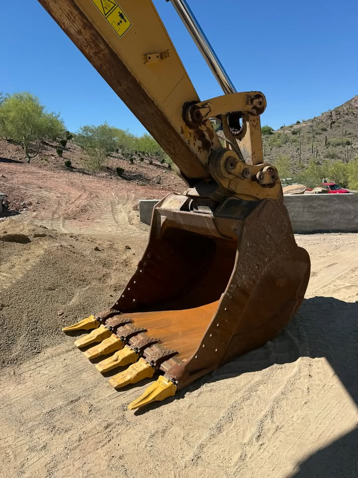 2013 Excavator
