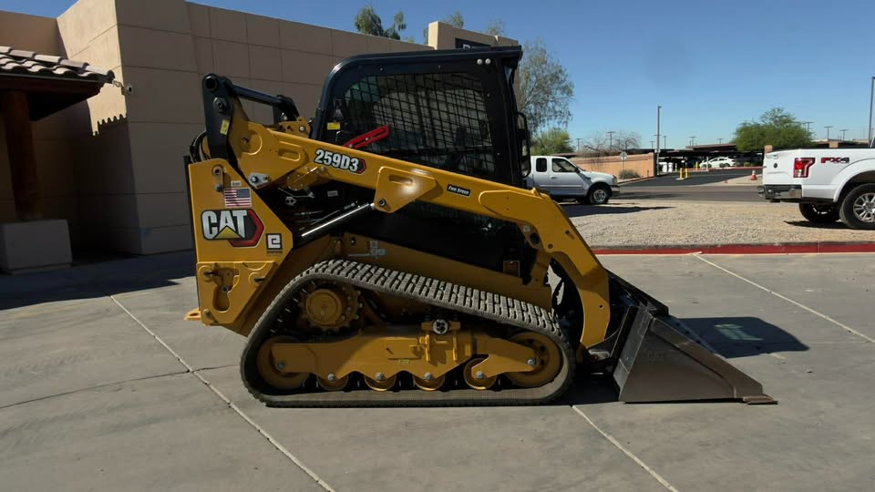 2023 Enclosed Skid Steer 2023 Enclosed Skid Steer