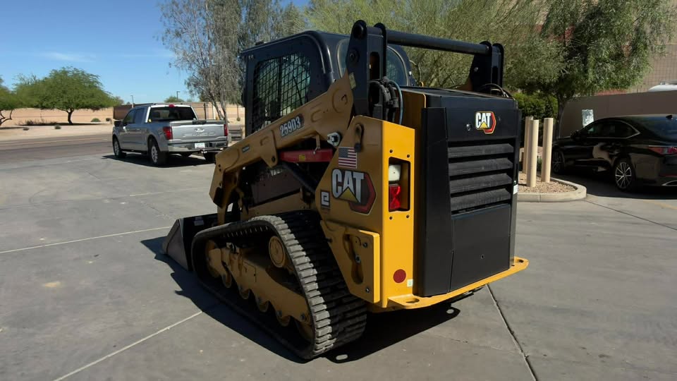 2023 Enclosed Skid Steer 2023 Enclosed Skid Steer