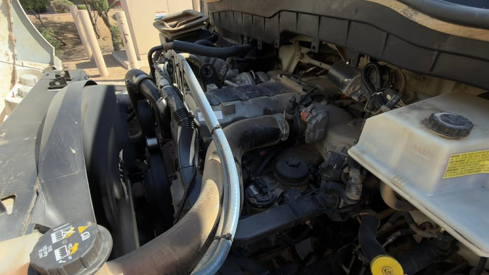 2014 2000 Gal Water Truck 2014 2000 Gal Water Truck