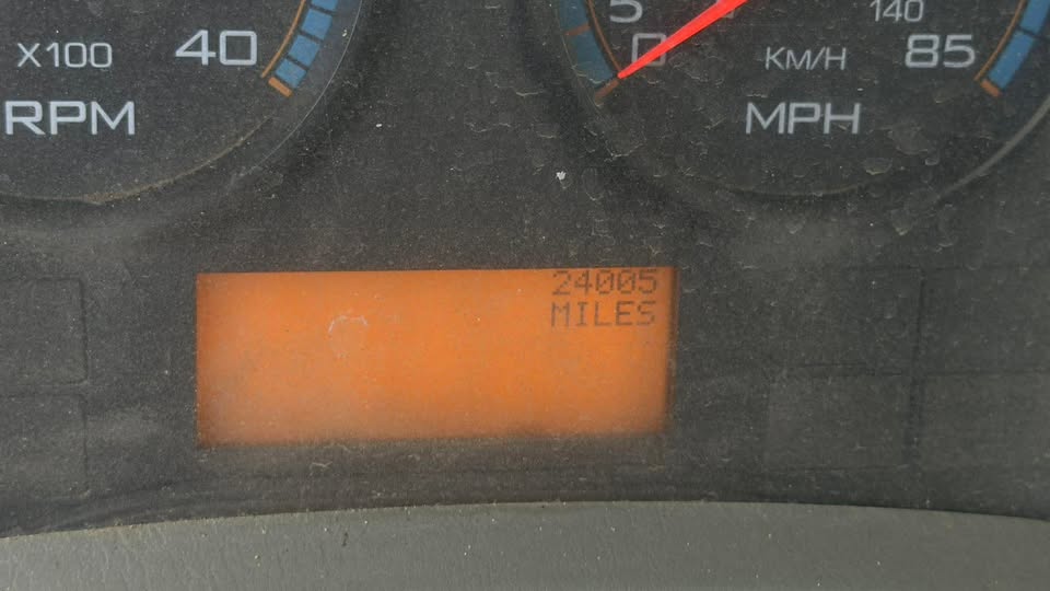 2014 2000 Gal Water Truck 2014 2000 Gal Water Truck