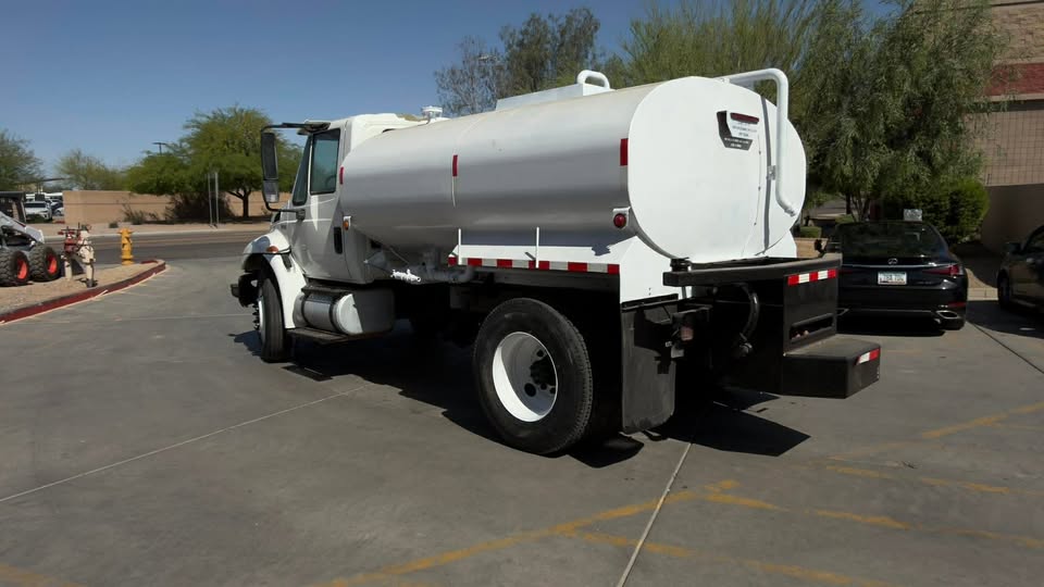 2014 2000 Gal Water Truck 2014 2000 Gal Water Truck
