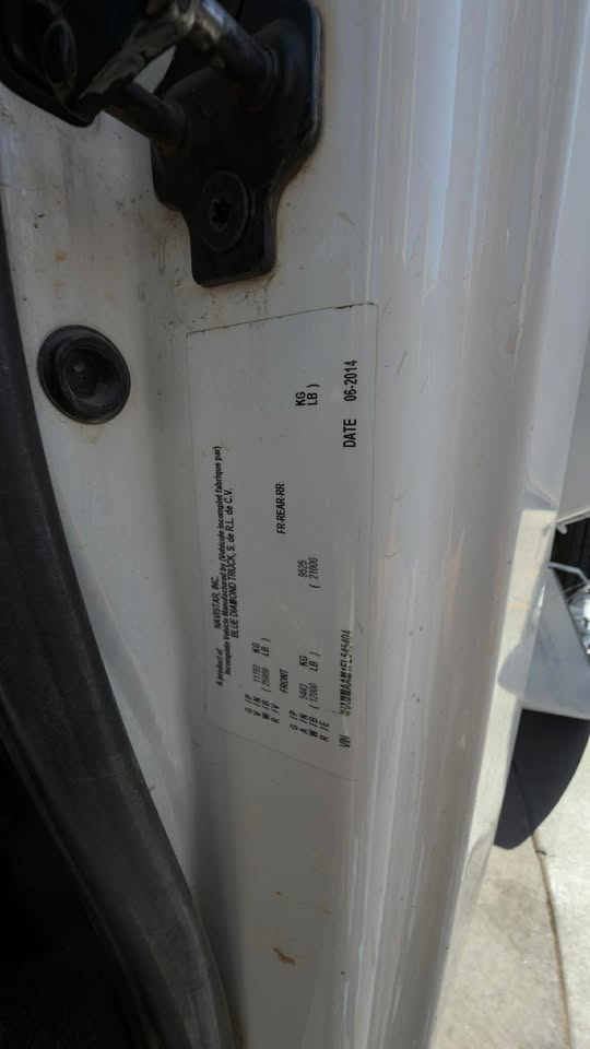 2014 2000 Gal Water Truck 2014 2000 Gal Water Truck