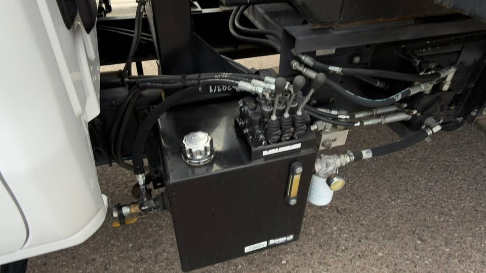 2021 Crew Cab Dump Truck