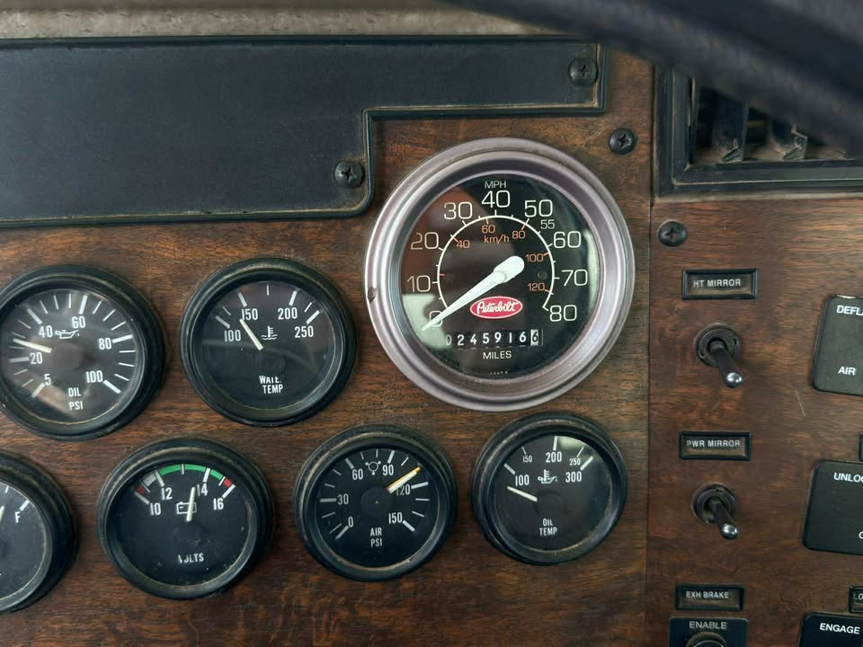 2000 Gal. Water Truck