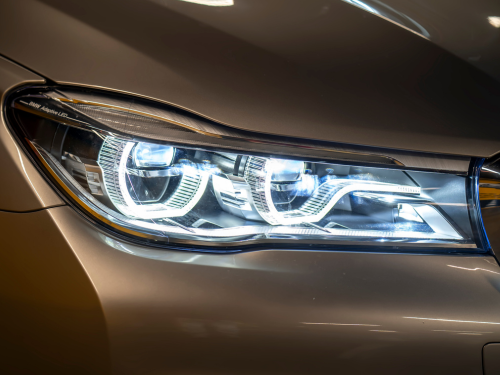 Headlight restoration in Irvine