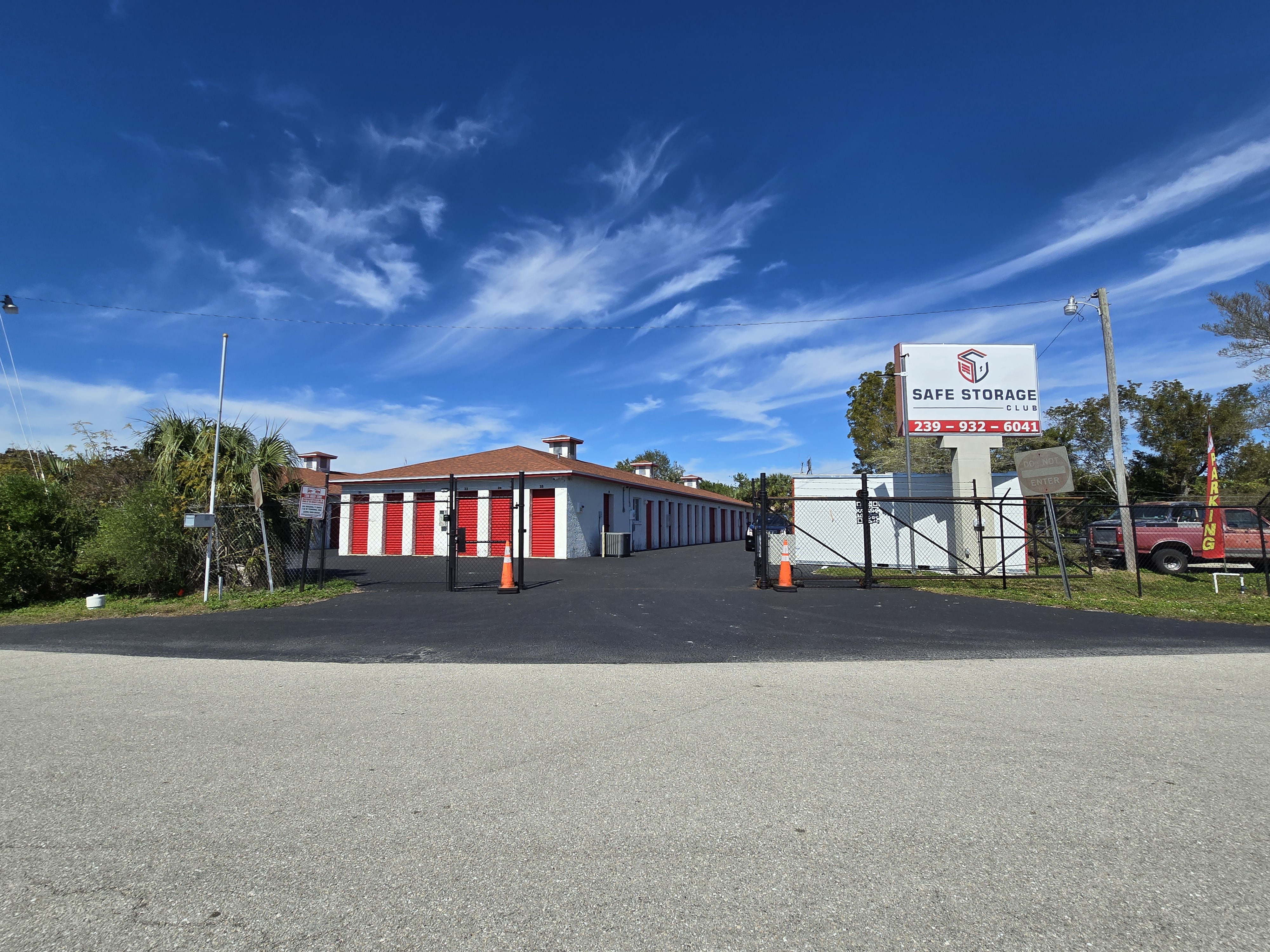Self storage facility near me