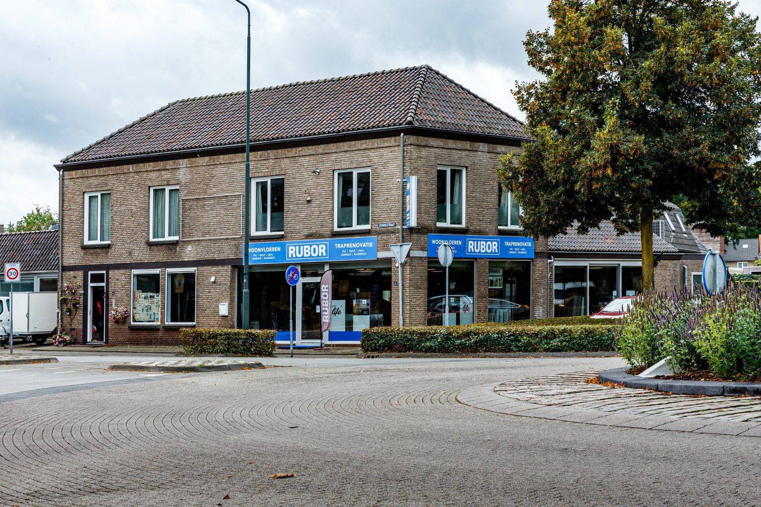 rubor woonvloeren bakel