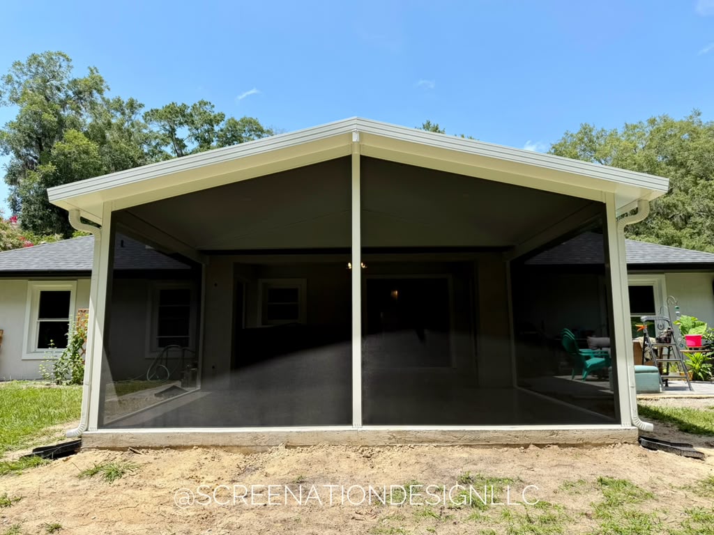Custom screen room by Screenation Design in Kissimmee FL