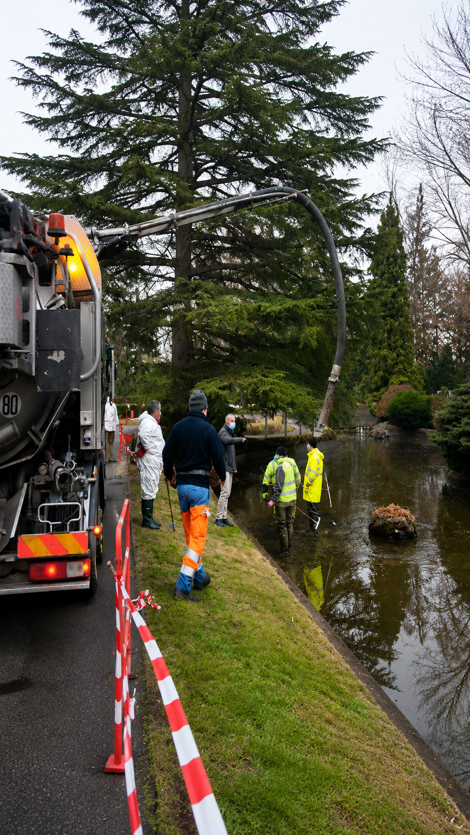  Hydrovac & Vacuum Truck