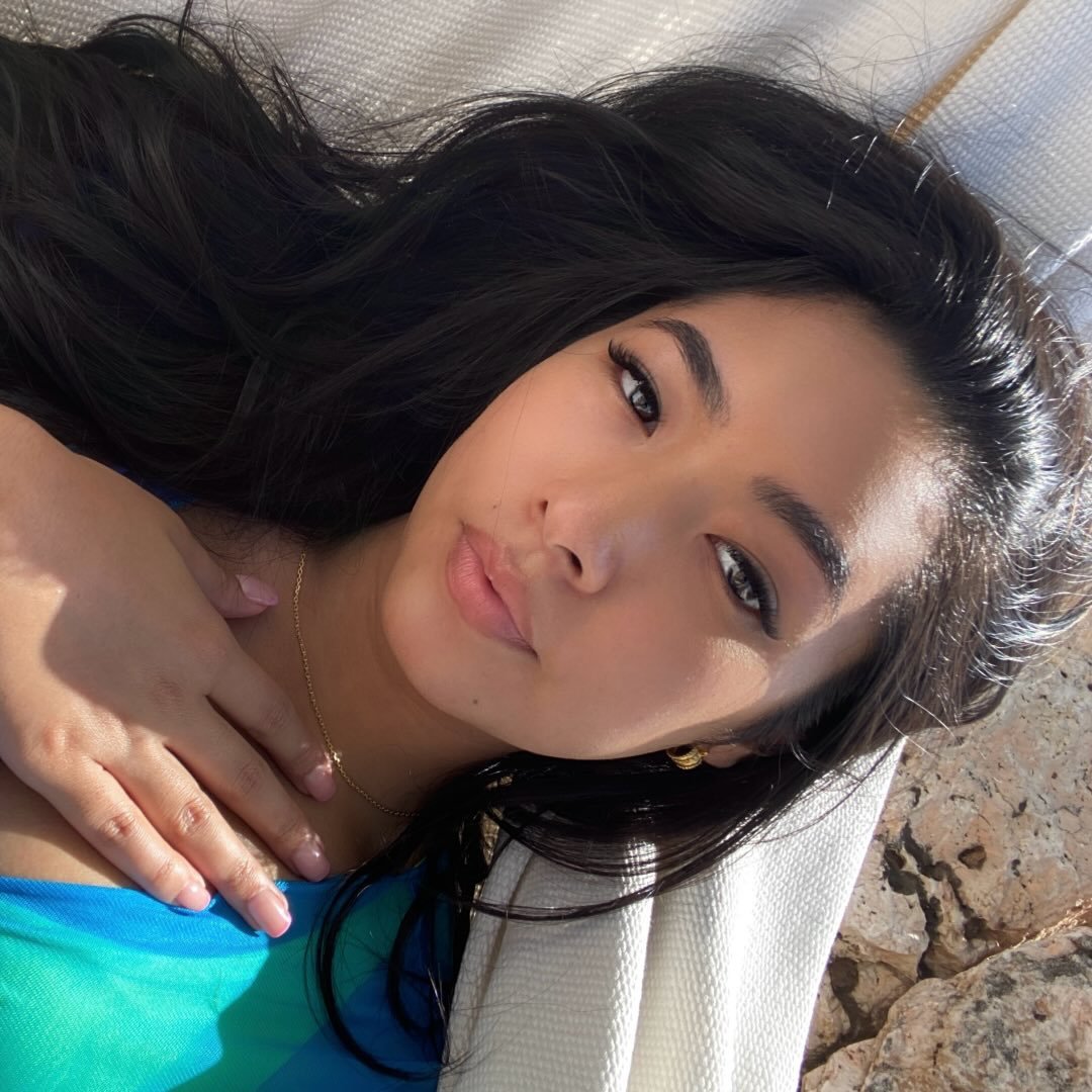 Jenell V.