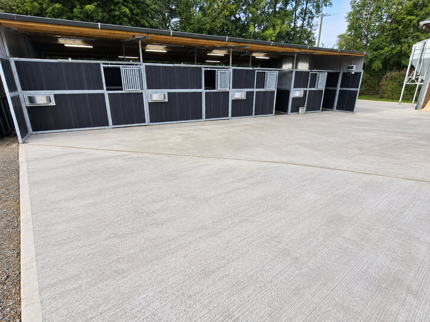 Driveway and yard construction by MAB