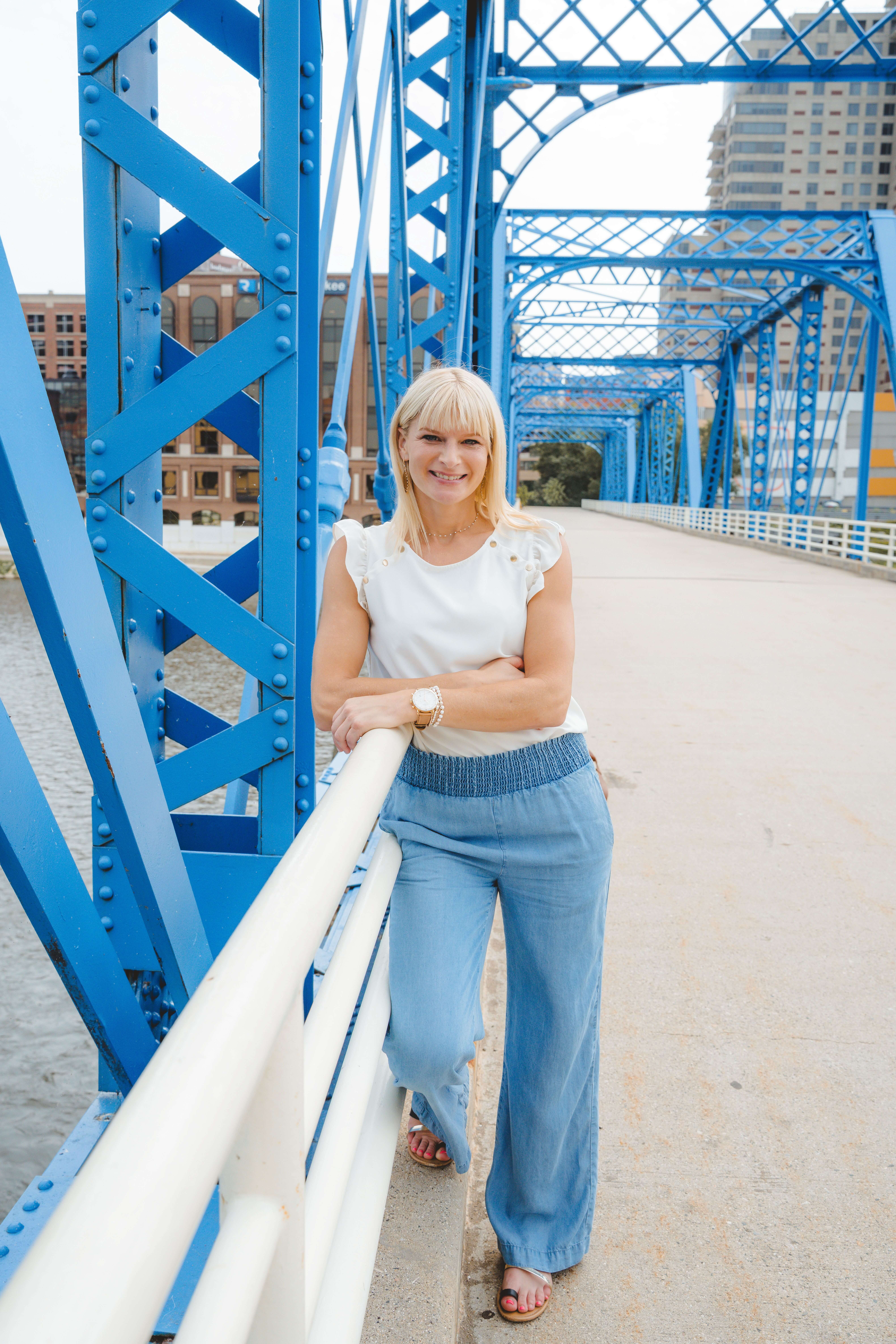 Leanne Pratt, West Michigan real estate professional serving home buyers and sellers