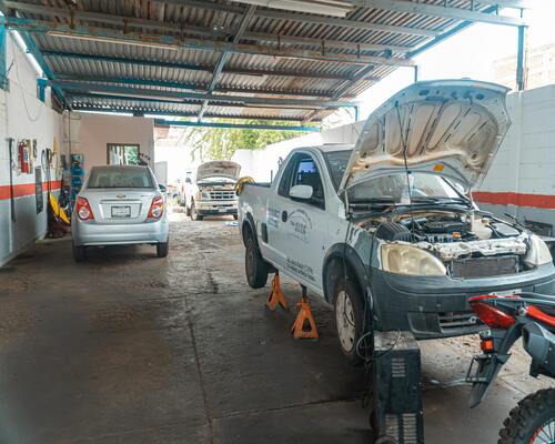  Air Conditioning & Heating