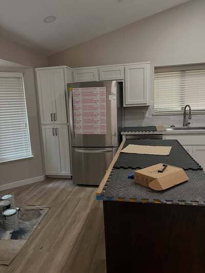 {{ custom_values.service_4 }} in {{custom_values.area_3})