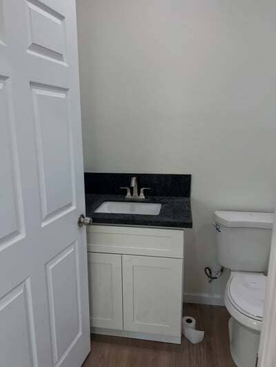 {{ custom_values.service_2 }} in {{custom_values.area_3})