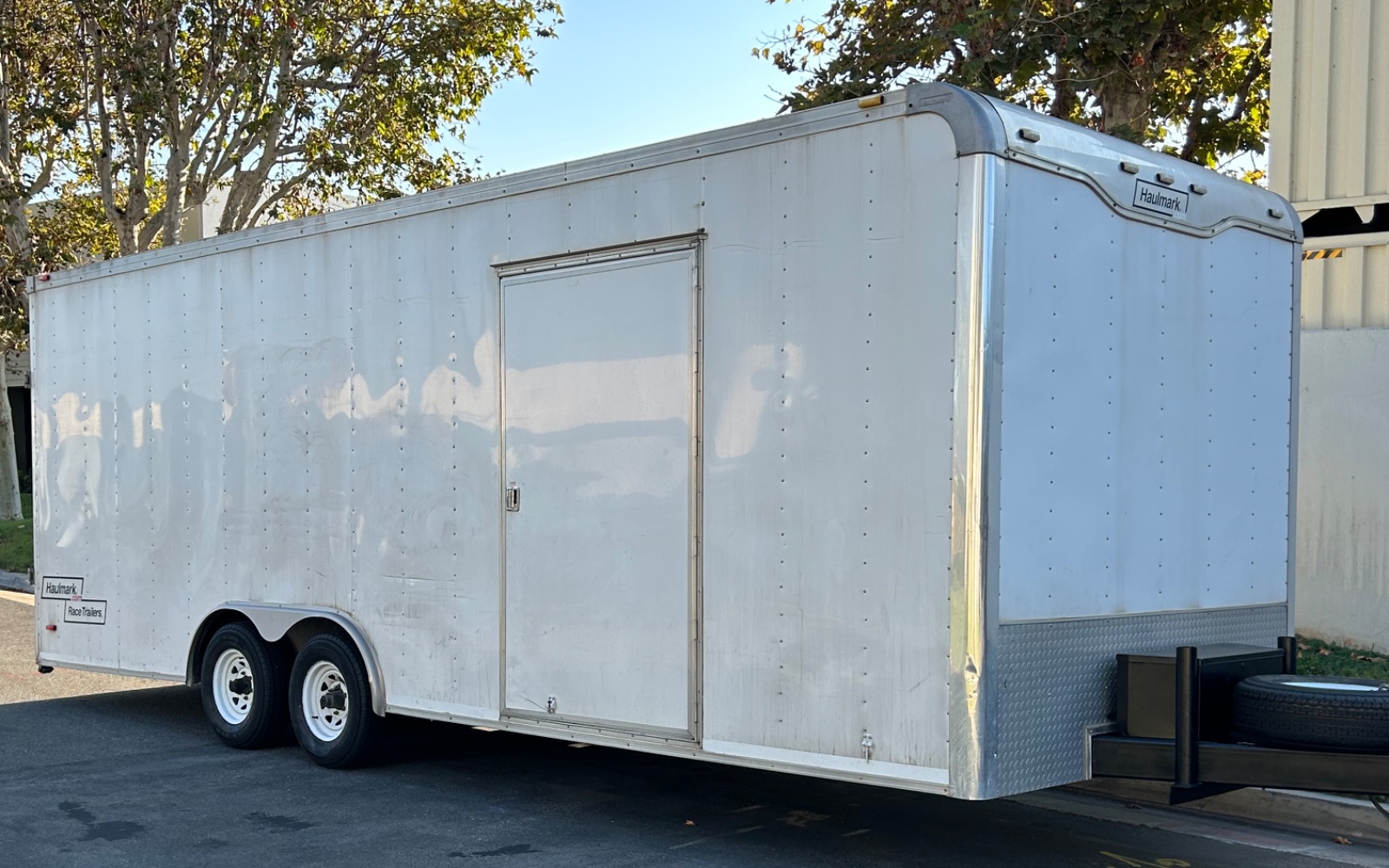 24ft enclosed cargo trailer rental in Anaheim, CA