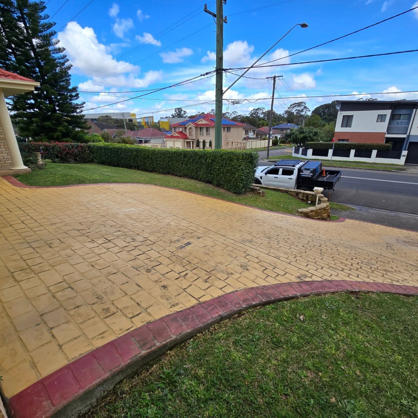 Brick Red Driveway Refresh with Non-Slip Finish - Image 4