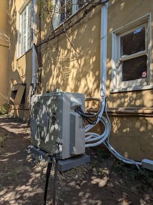 {{ custom_values.service_4 }} in {{custom_values.area_5})