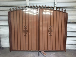 {{ custom_values.service_3 }} in {{custom_values.area_7})